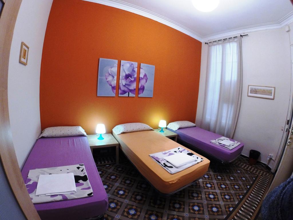 Blue Hostel Barcelona Rom bilde