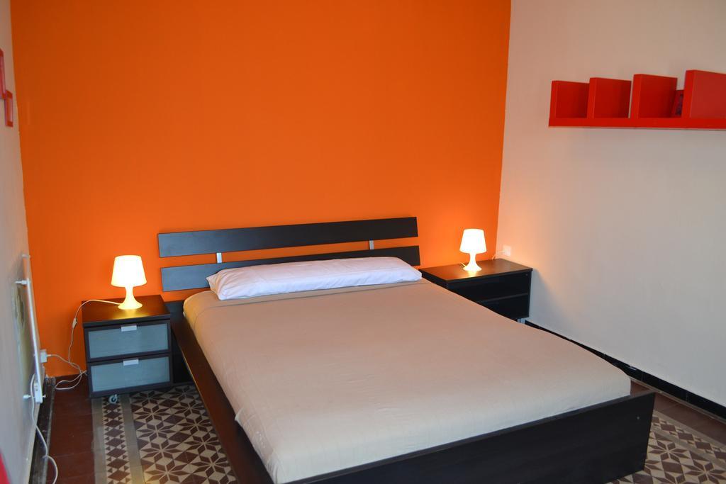 Blue Hostel Barcelona Rom bilde