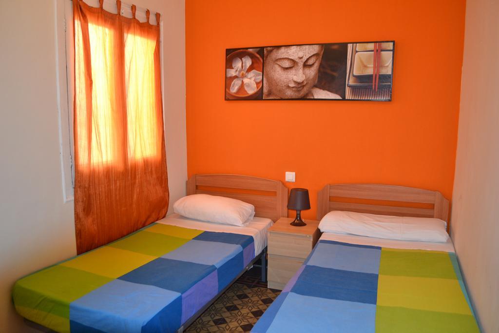 Blue Hostel Barcelona Rom bilde