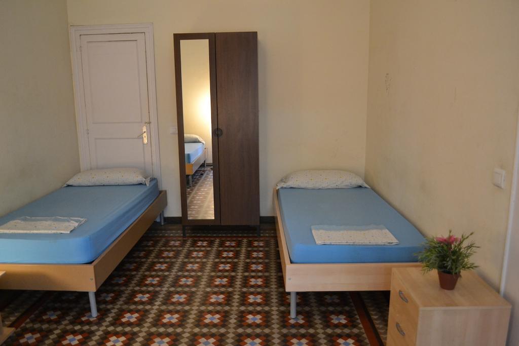 Blue Hostel Barcelona Rom bilde